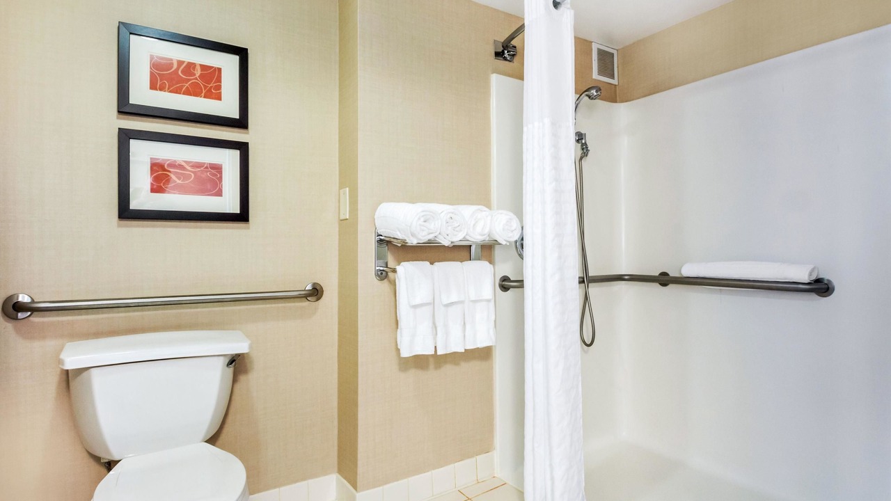 Photo of Bathroom in Avenel