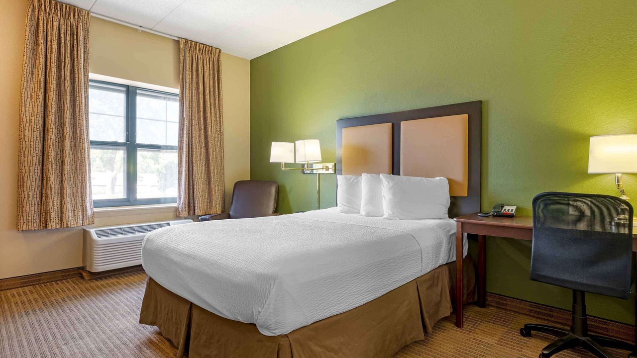 Photo of Bedroom in Darien