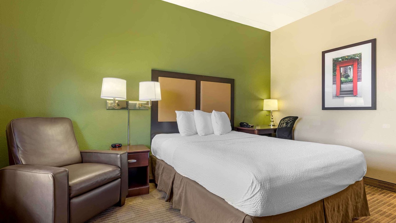 Photo of Others in Darien