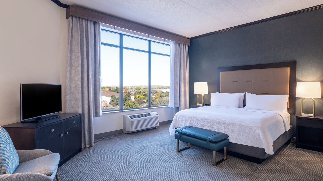 Photo of Bedroom in Elgin