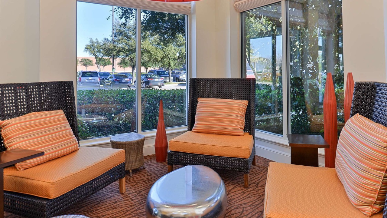 Photo of Livingroom in Addison