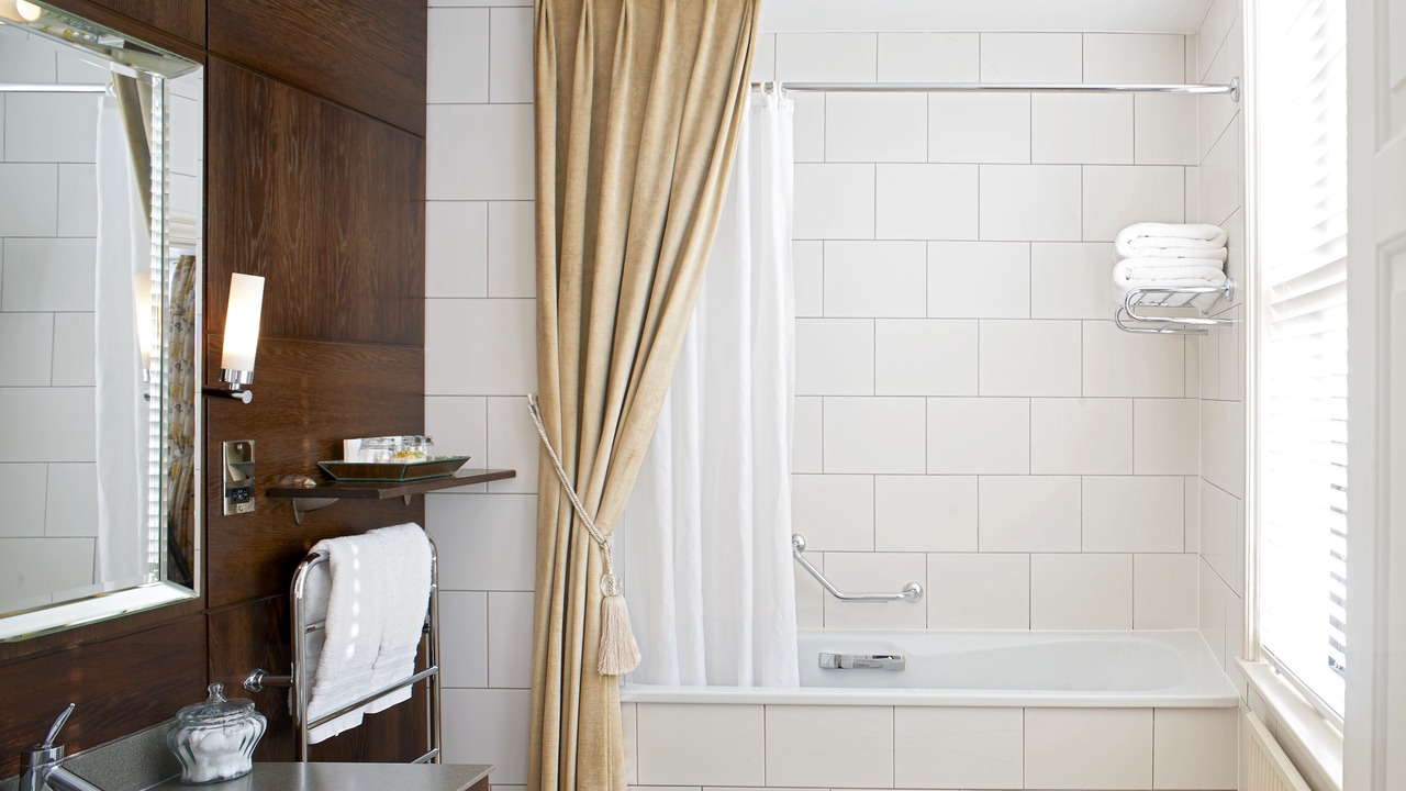 Photo of Others in Elstree