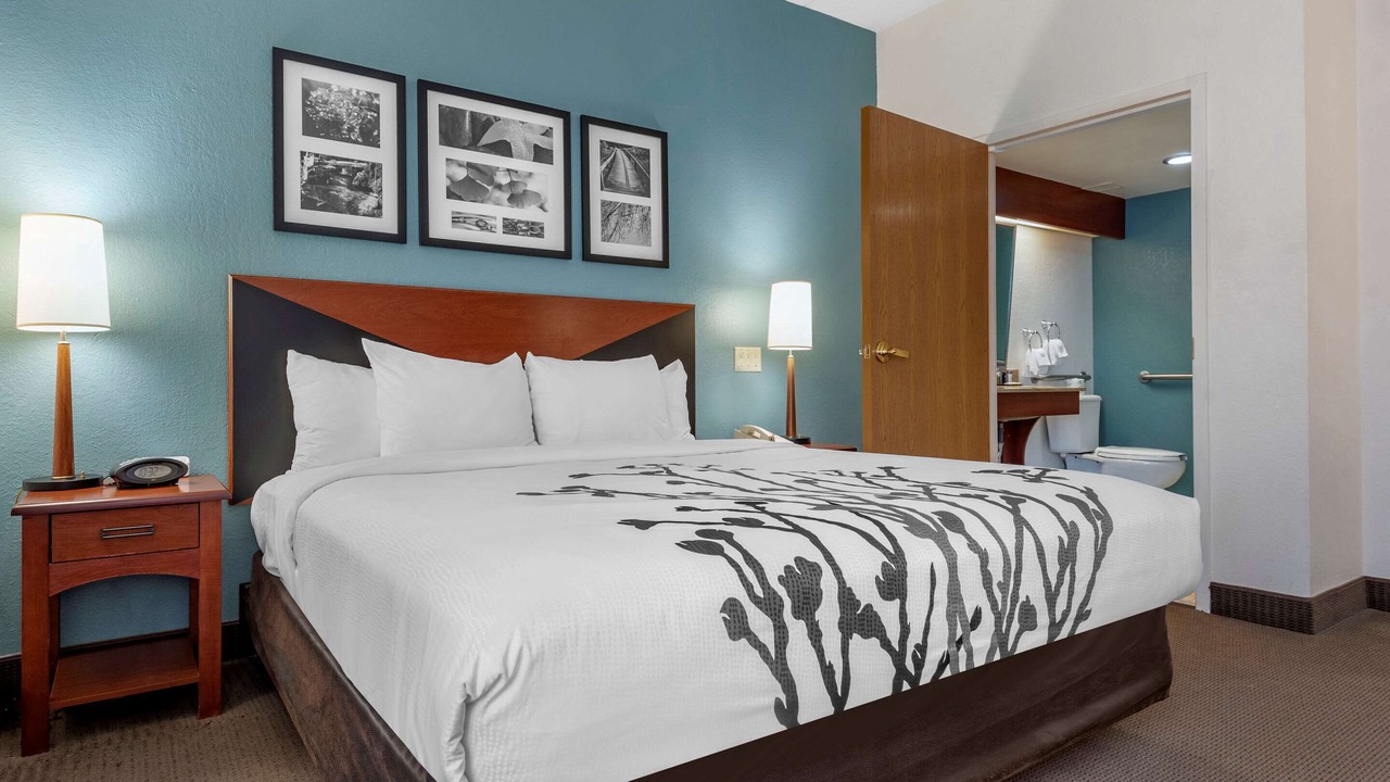 Photo of Bedroom in Amherst