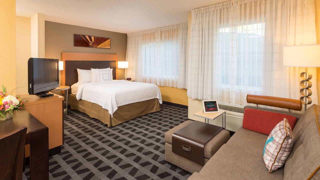Photo of Bedroom in Southern Crossing