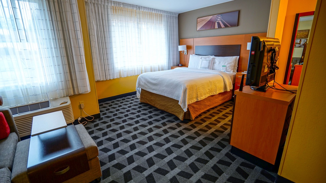 Photo of Bedroom in Southern Crossing