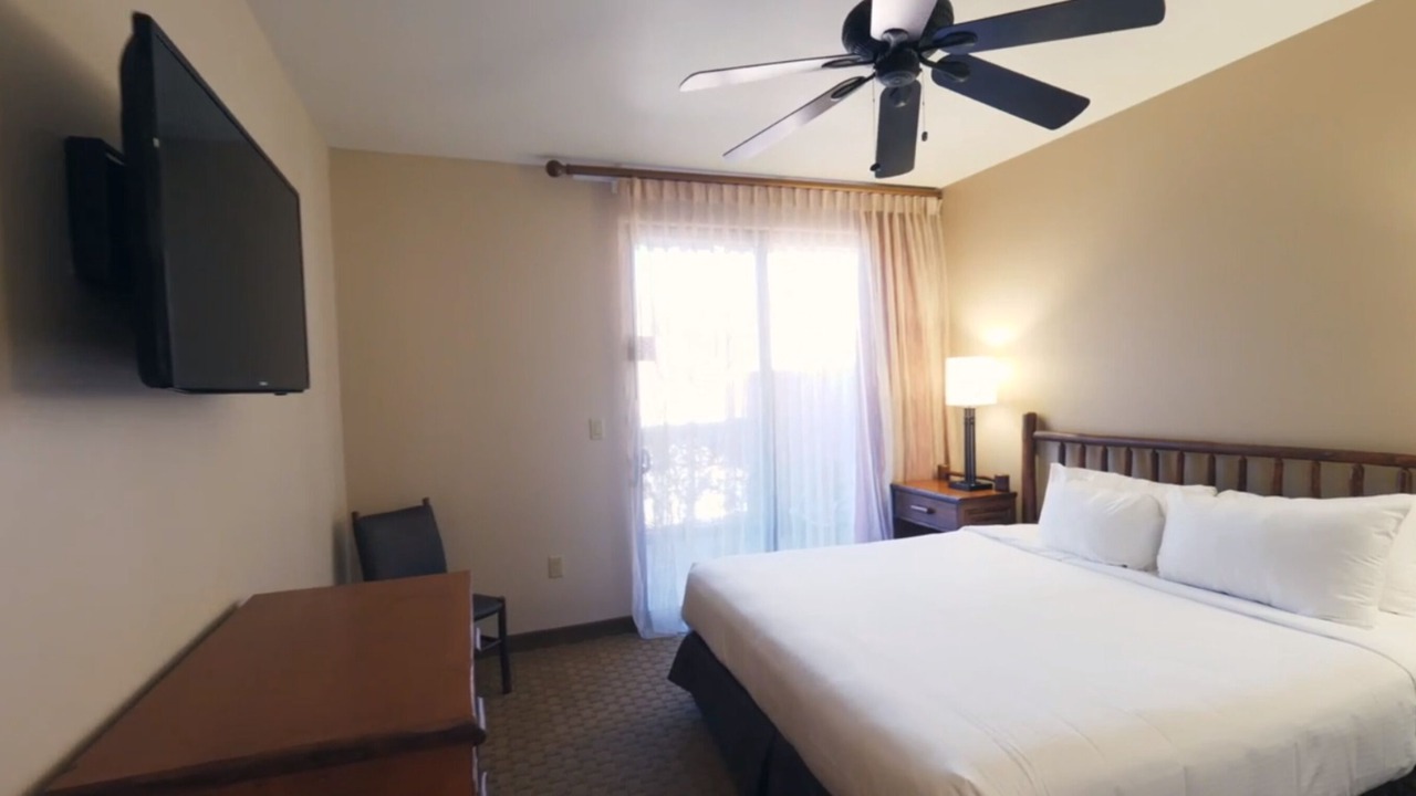 Photo of Bedroom in Oak Creek