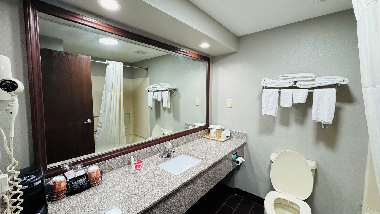 Photo of Bathroom in Hickman