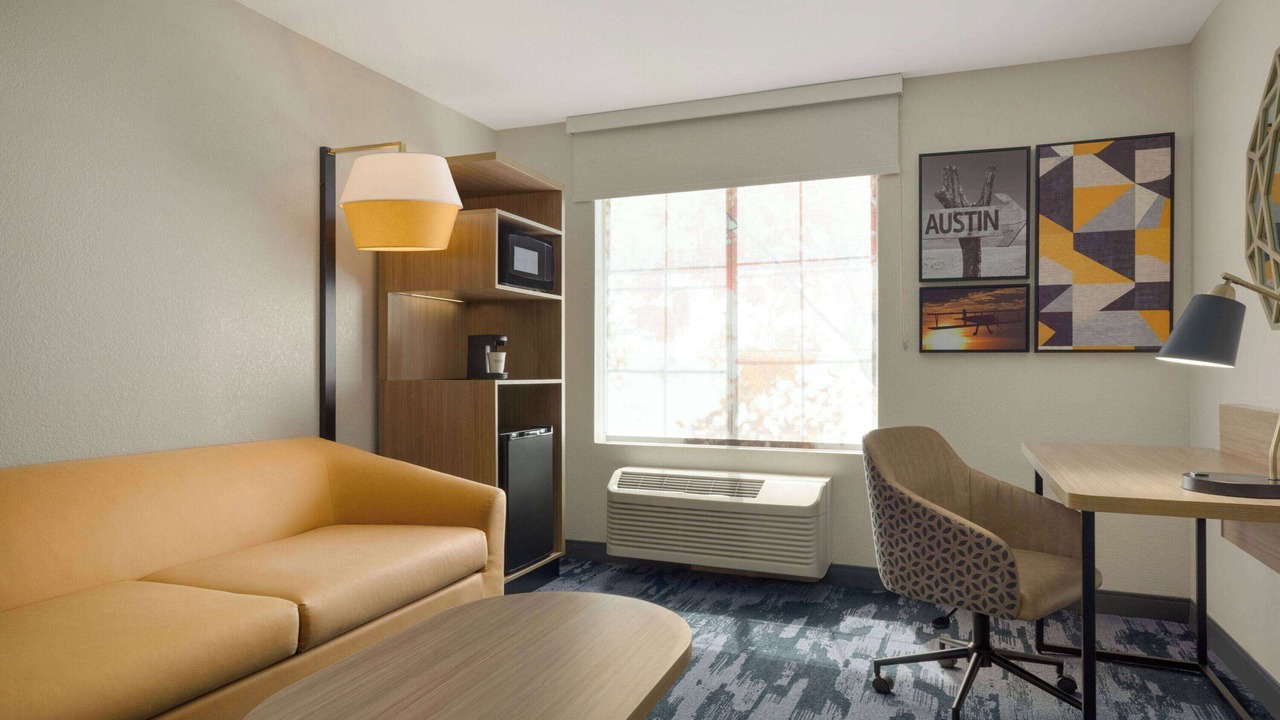 Photo of Bedroom in East Oak Hill