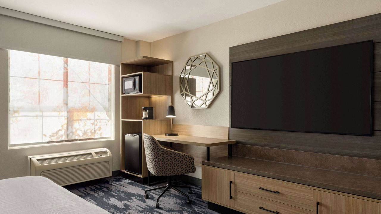 Photo of Bedroom in East Oak Hill