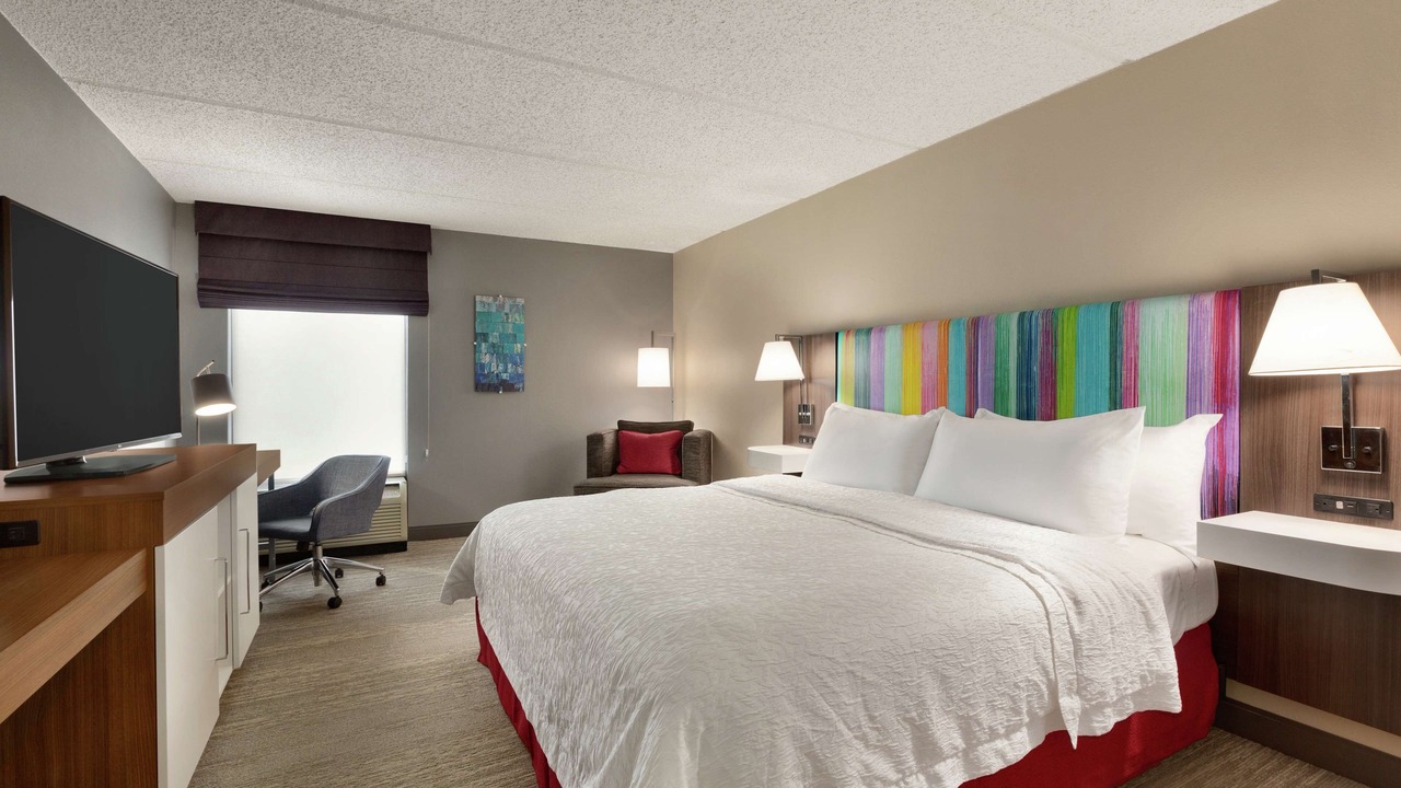 Photo of Bedroom in US 290
