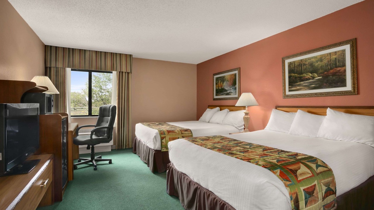 Photo of Bedroom in Sullivan