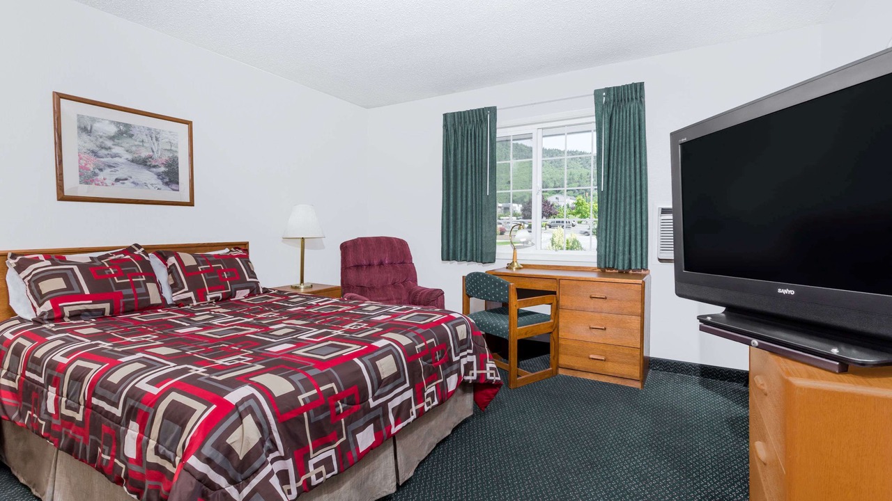 Photo of Bedroom in Grants Pass