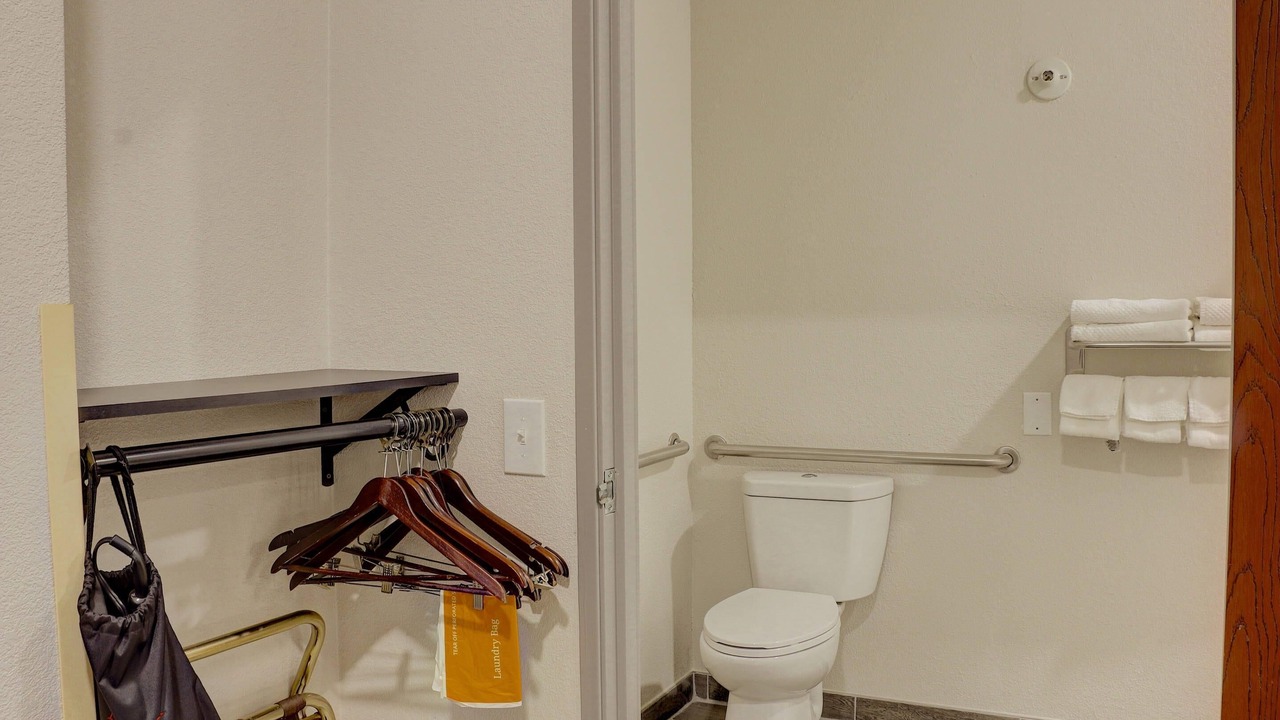 Photo of Bathroom in Roswell