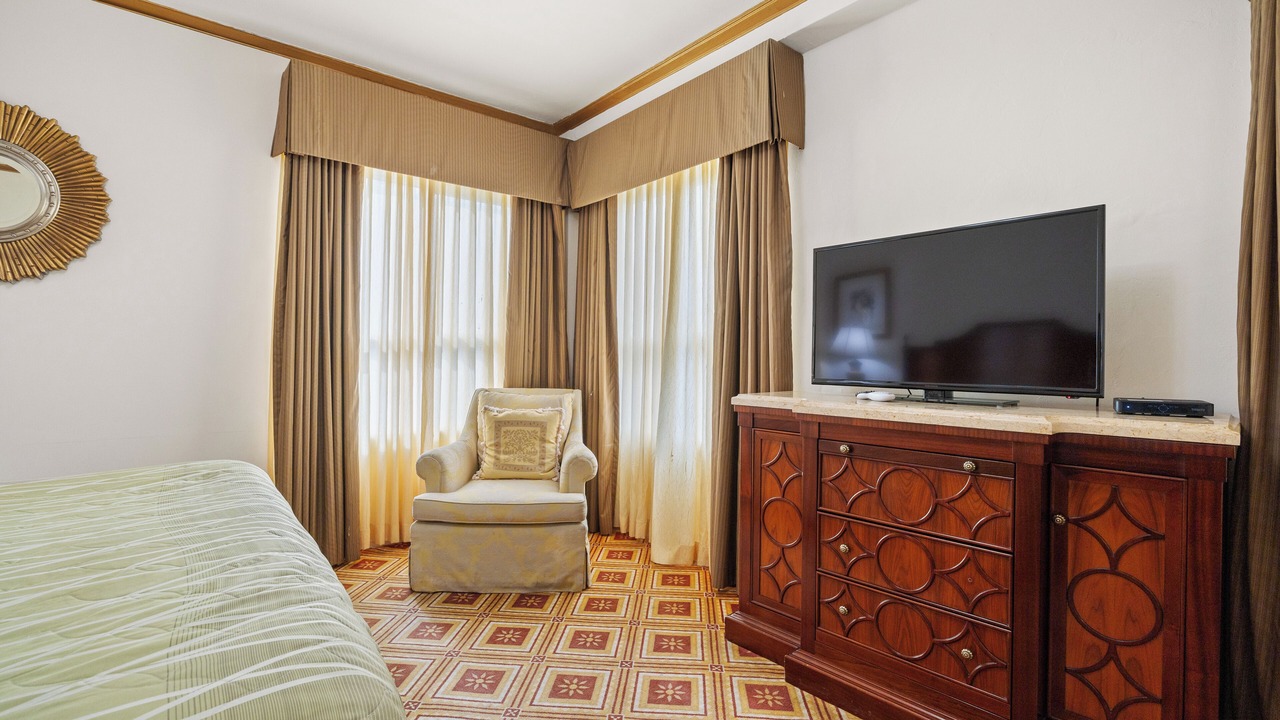 Photo of Bedroom in Tenderloin