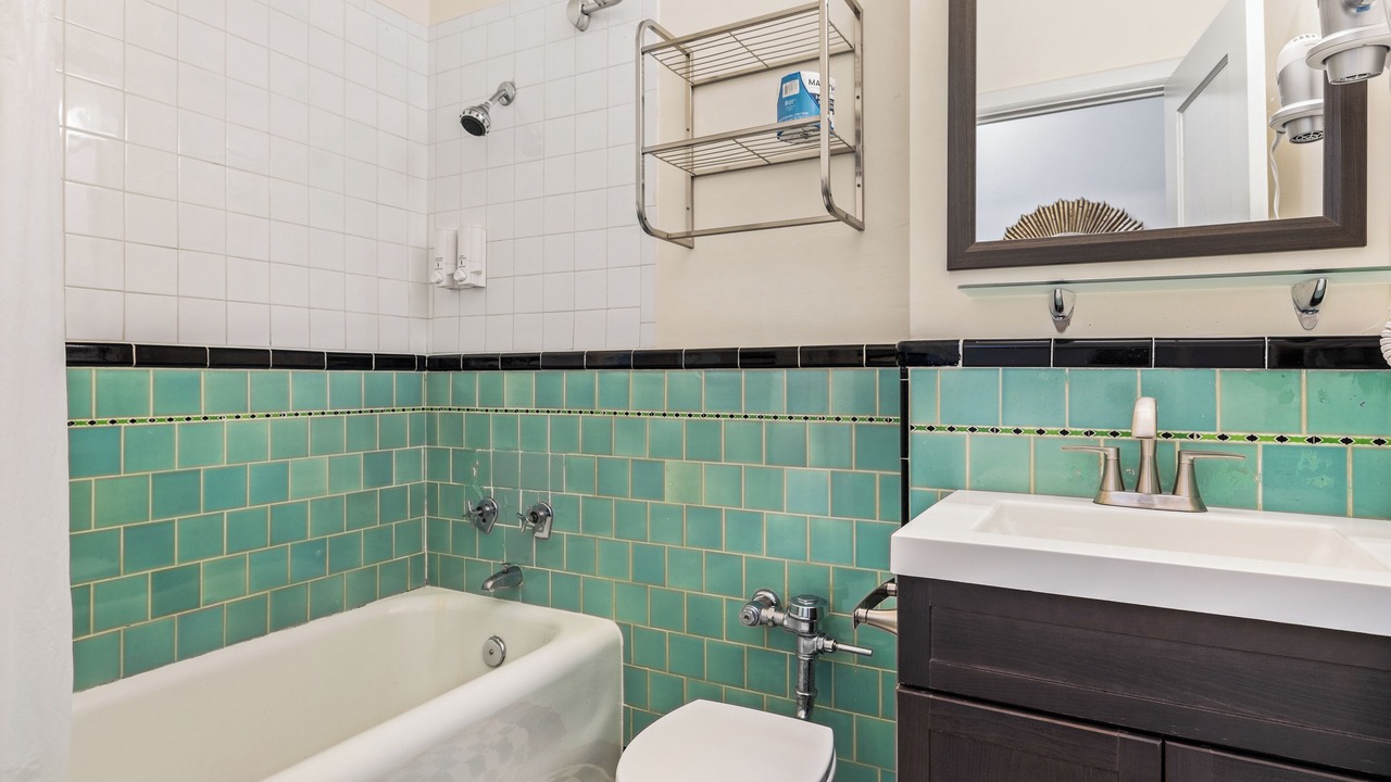 Photo of Others in Tenderloin