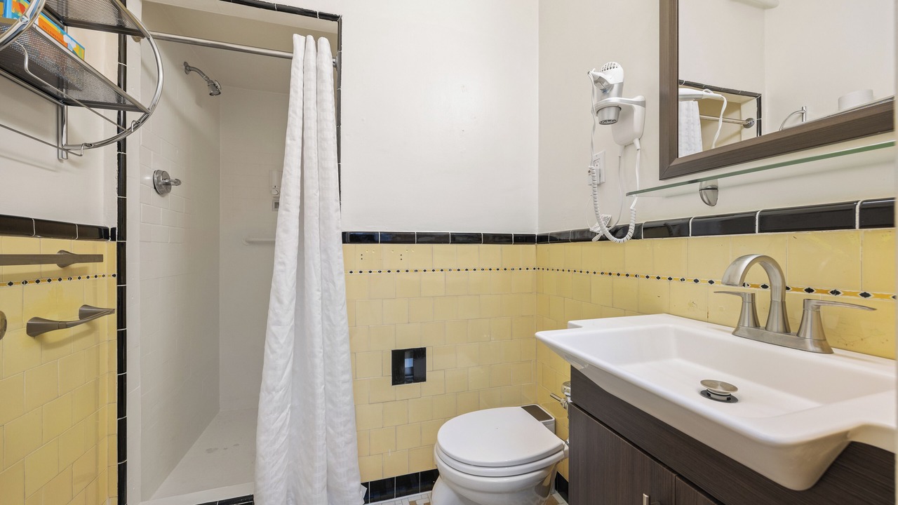 Photo of Others in Tenderloin