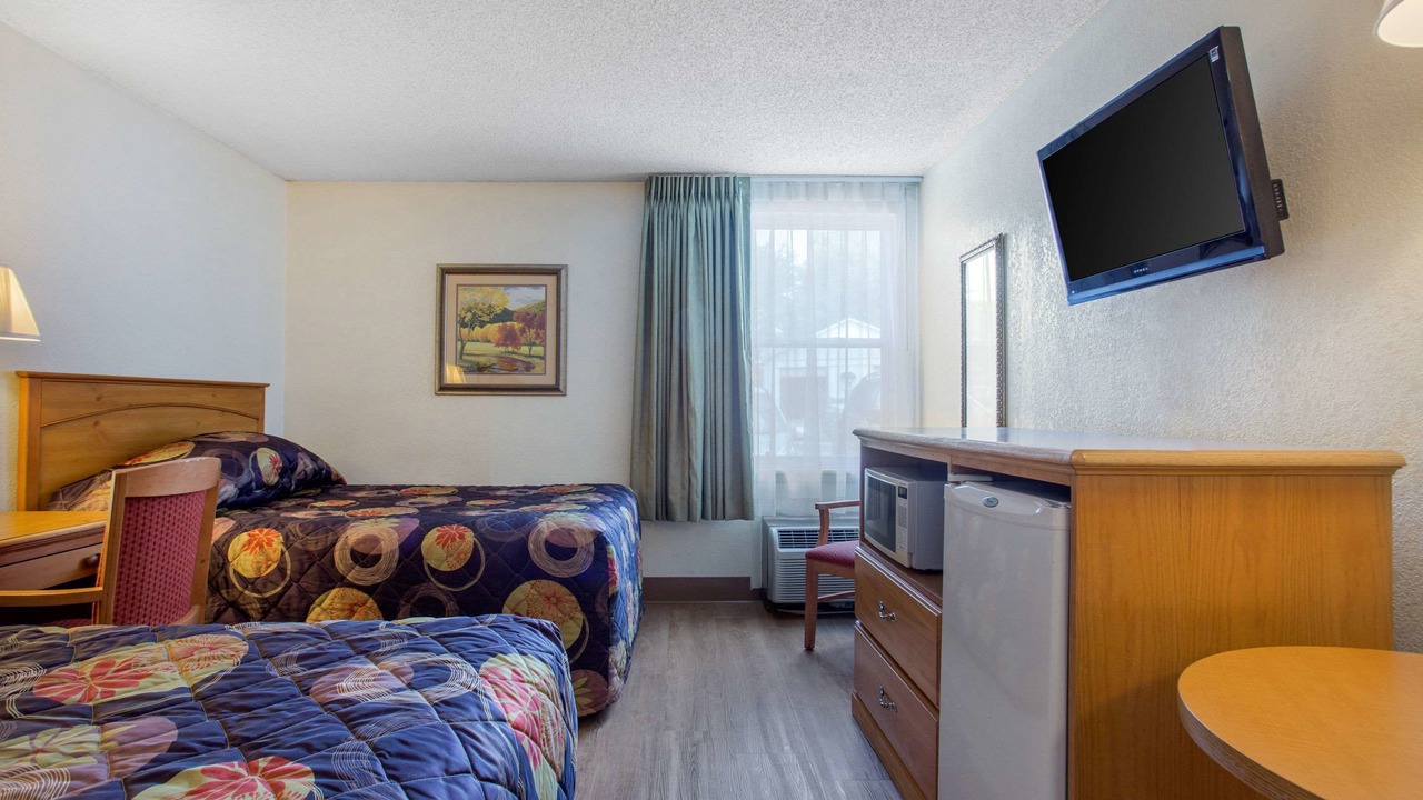 Photo of Bedroom in Asheville