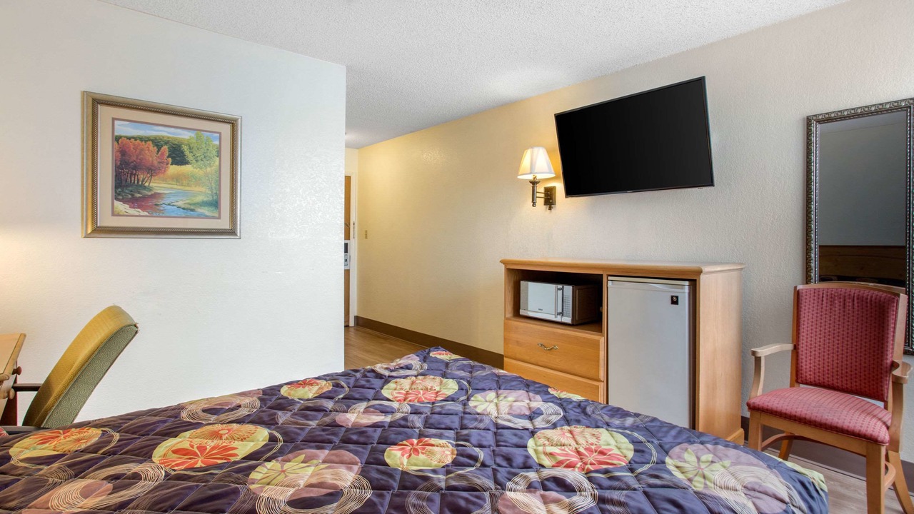 Photo of Bedroom in Asheville