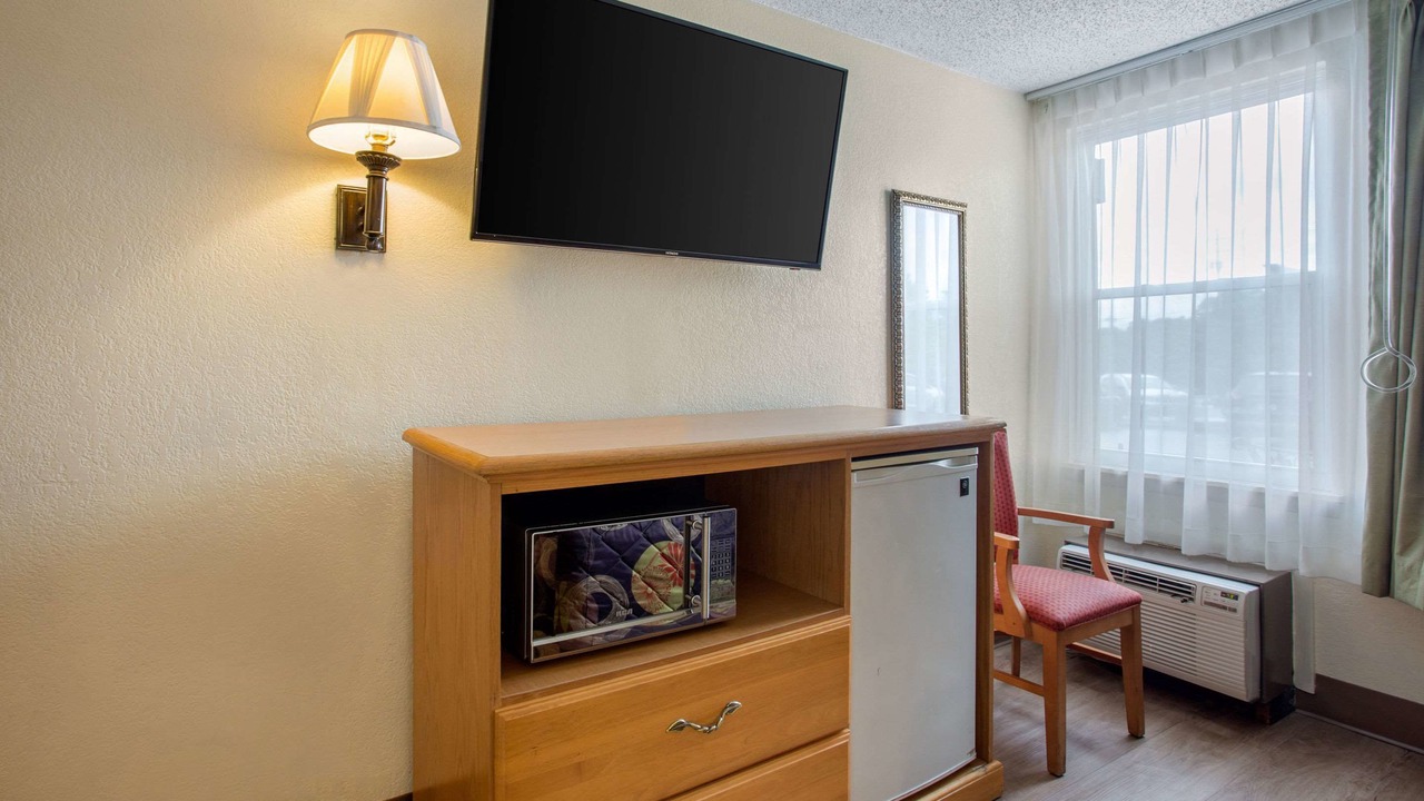 Photo of Bedroom in Asheville
