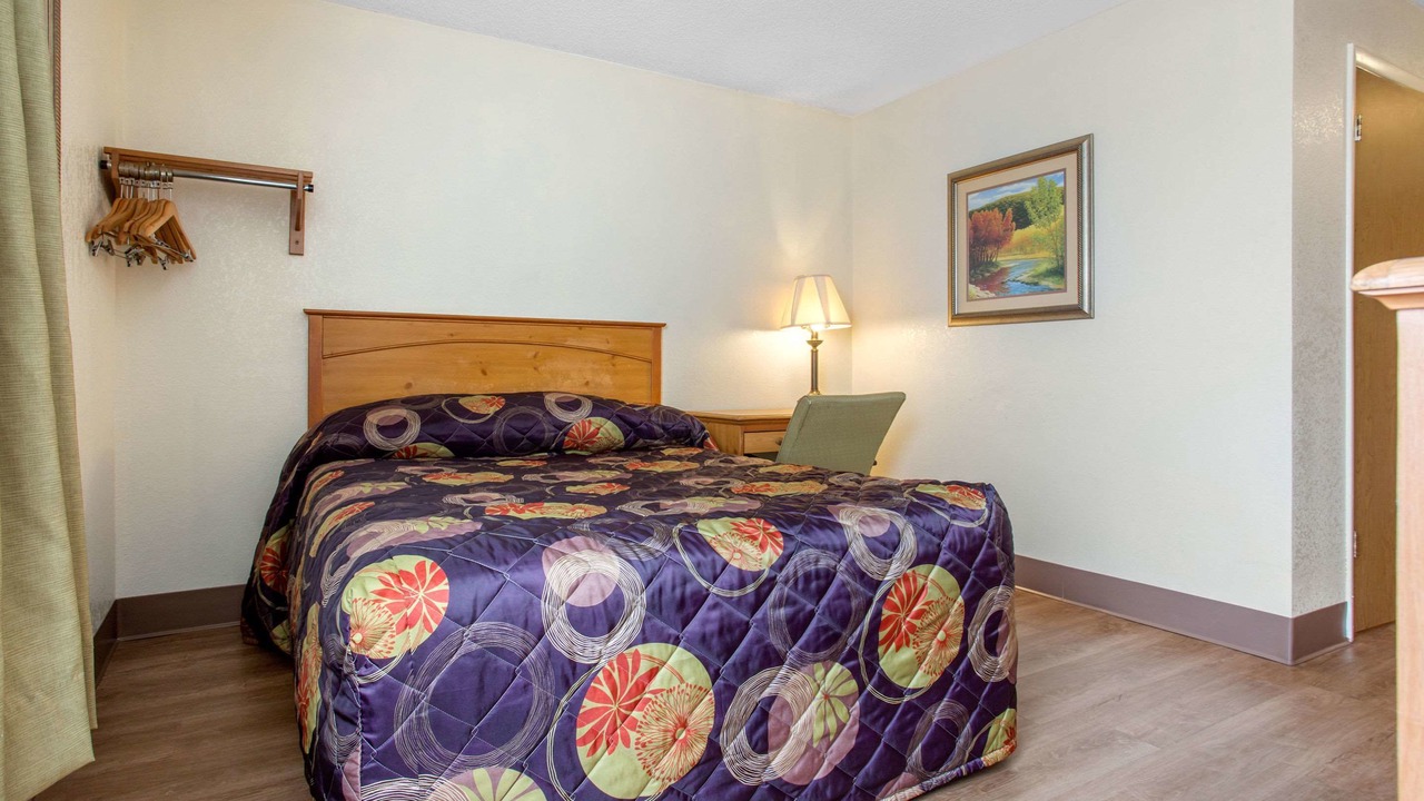 Photo of Bedroom in Asheville