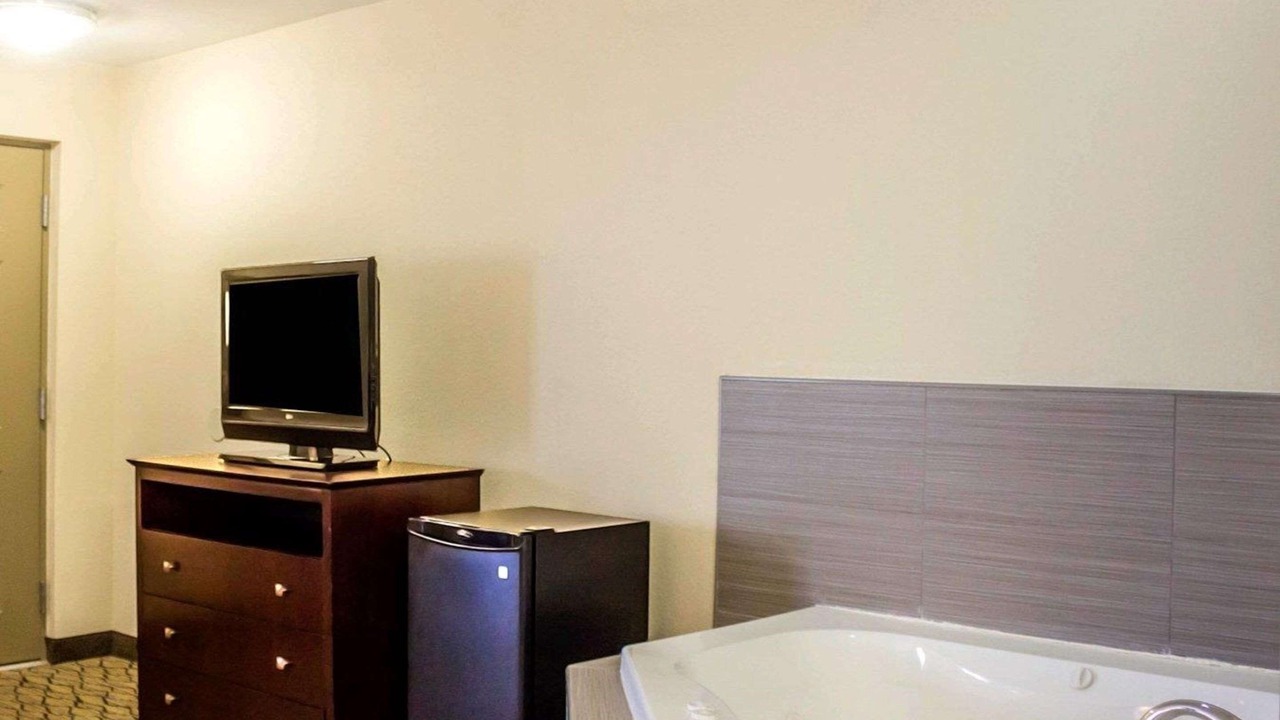 Photo of Others in Waterbury