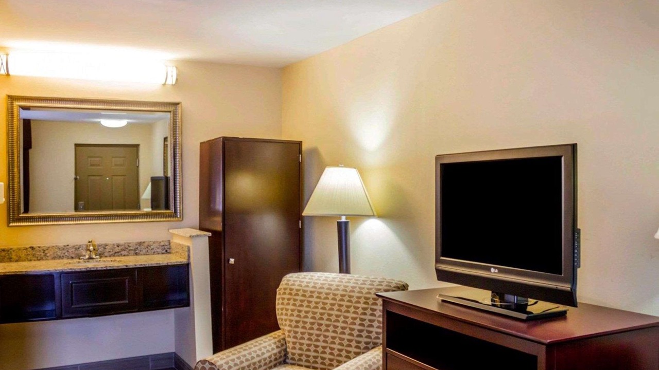 Photo of Others in Waterbury