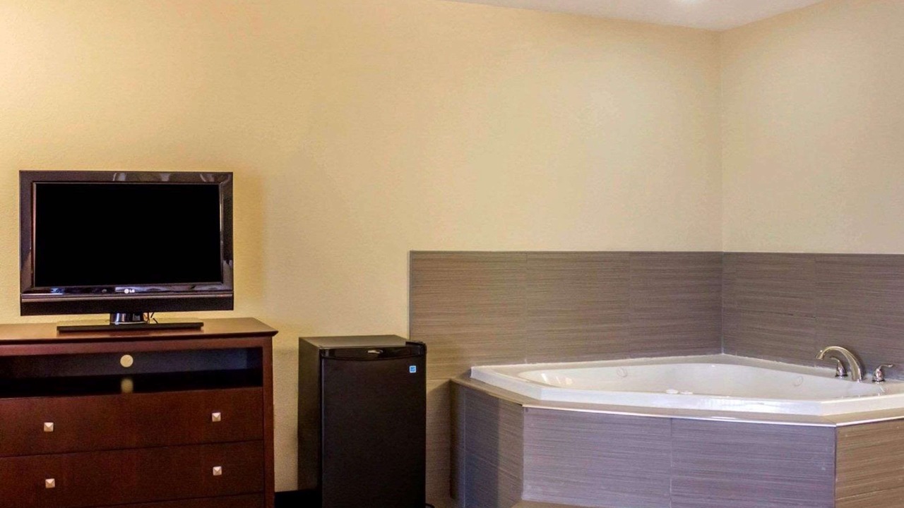 Photo of Others in Waterbury