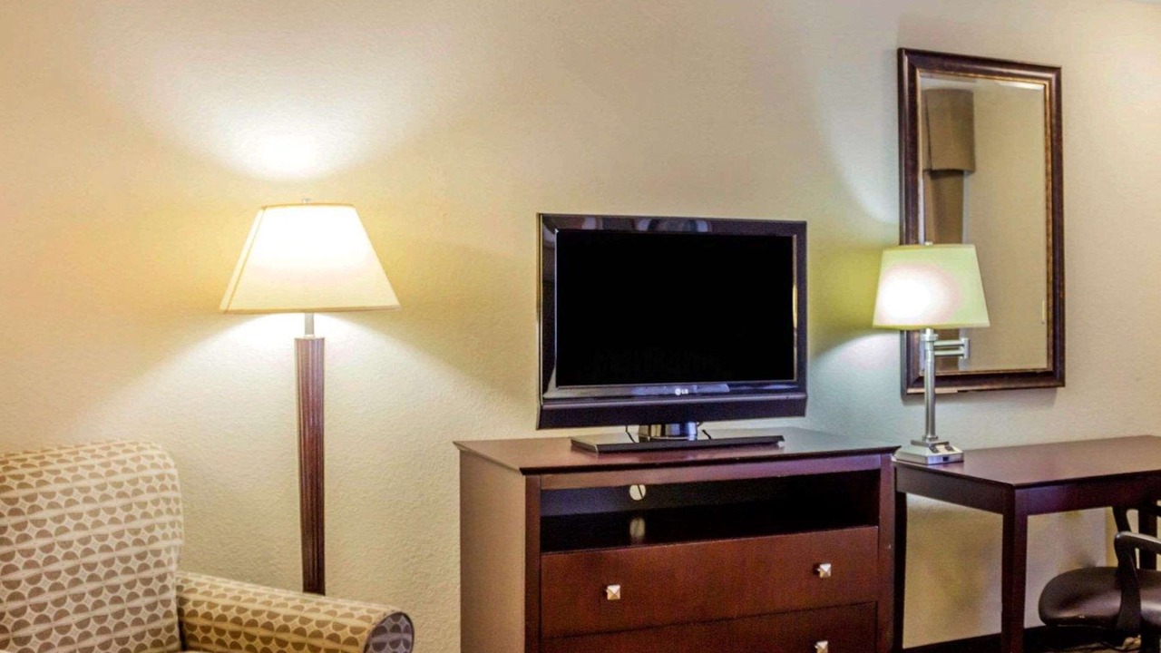 Photo of Bedroom in Waterbury