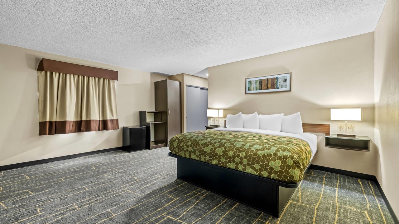Photo of Bedroom in Webster Crossing