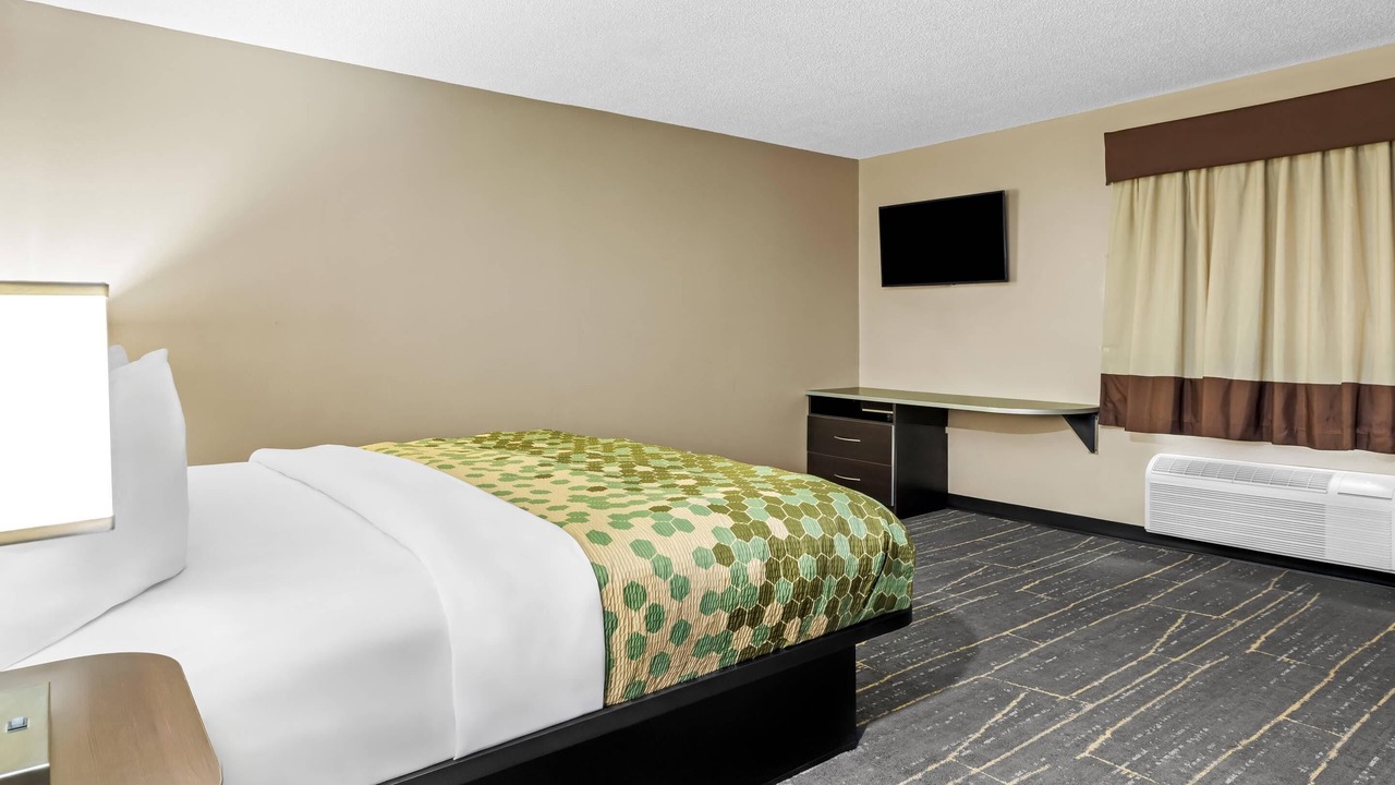 Photo of Bedroom in Webster Crossing