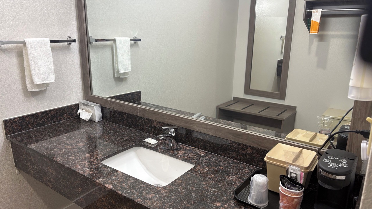 Photo of Bathroom in Neosho