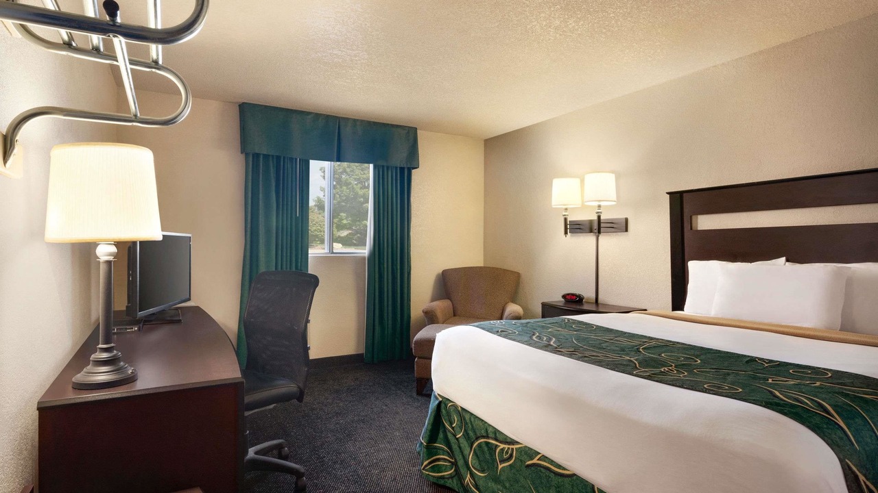 Photo of Bedroom in Jefferson City