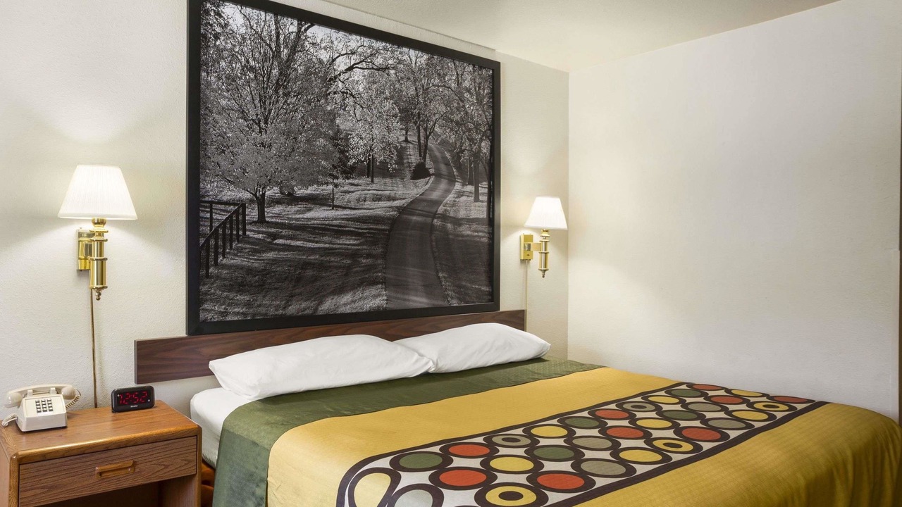 Photo of Bedroom in Prestonsburg