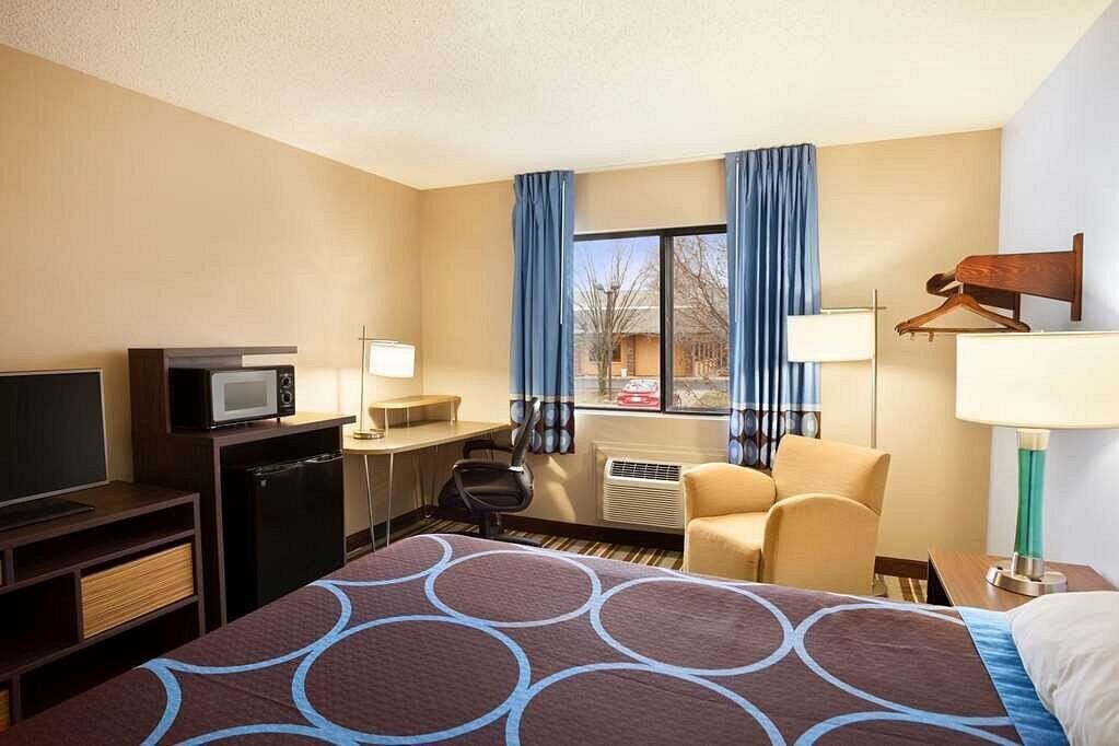 Photo of Bedroom in Pittsburg