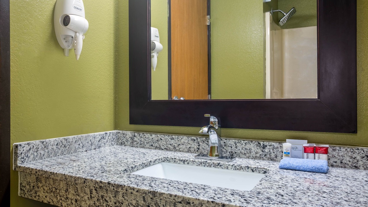 Photo of Bathroom in El Dorado