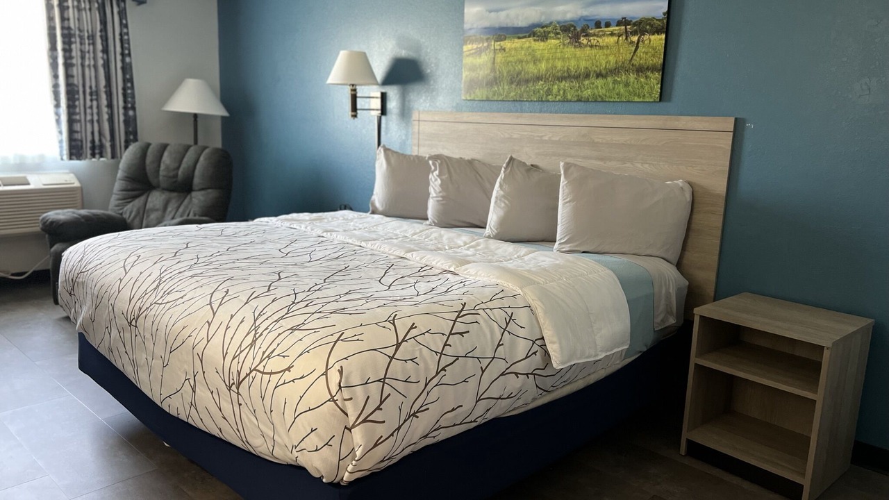 Photo of Bedroom in Marysville