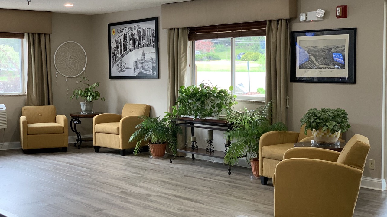 Photo of Livingroom in Clearfield