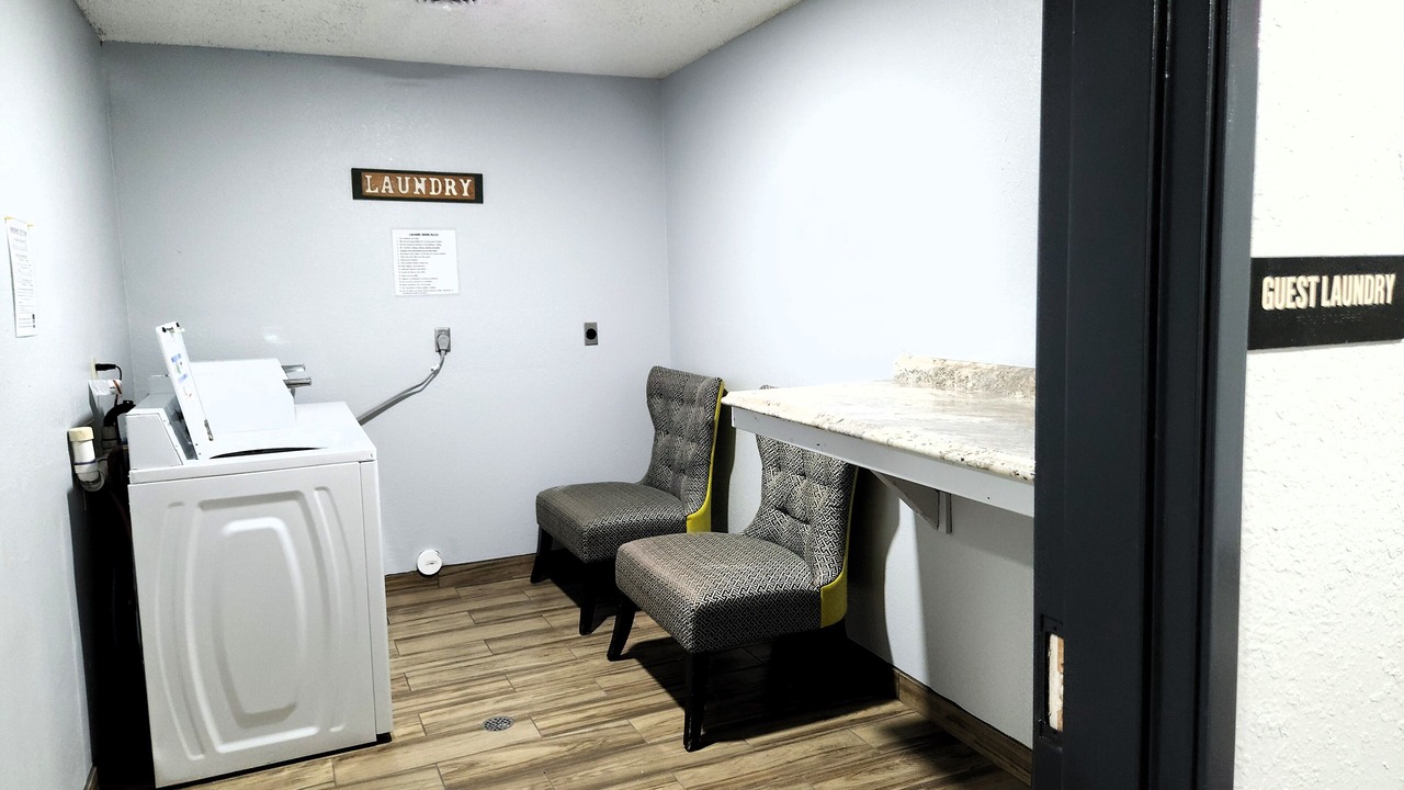 Photo of Bedroom in Parsons