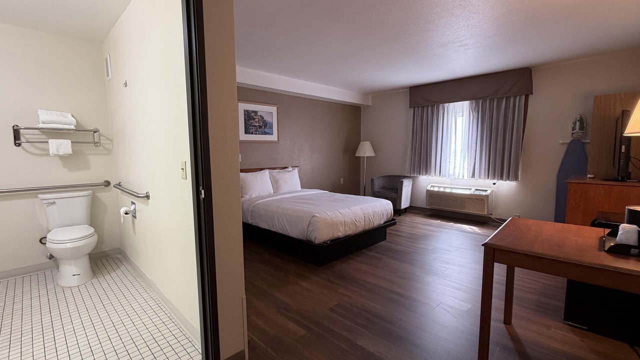 Photo of Bedroom in Northeast Heights