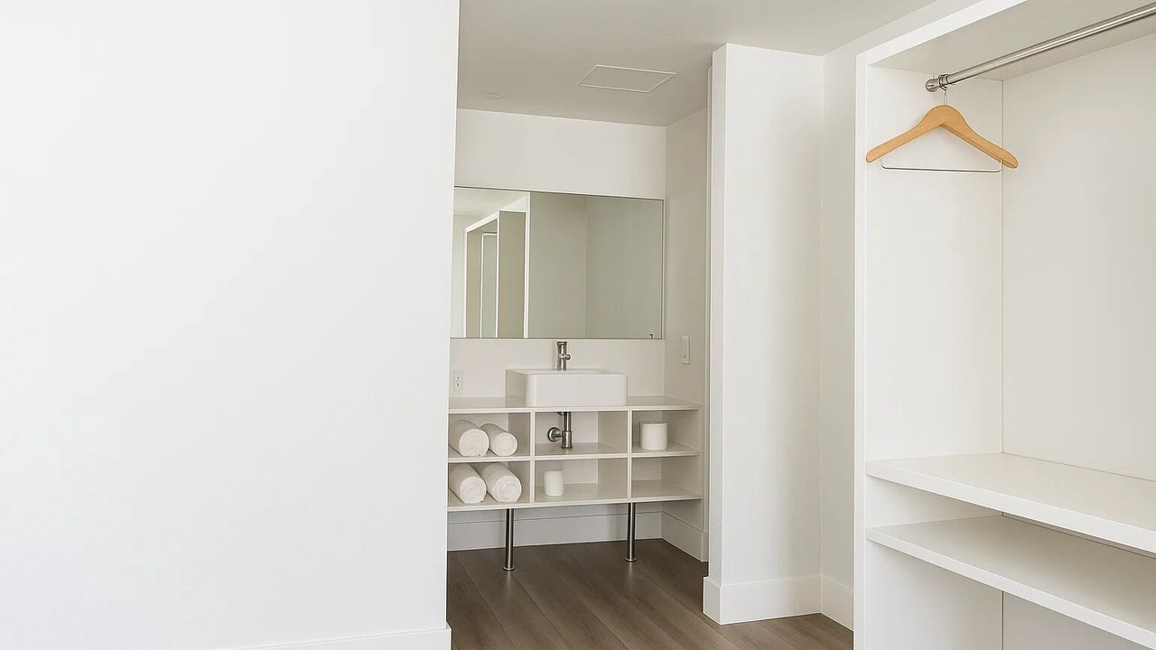 Photo of Others in Dock Junction