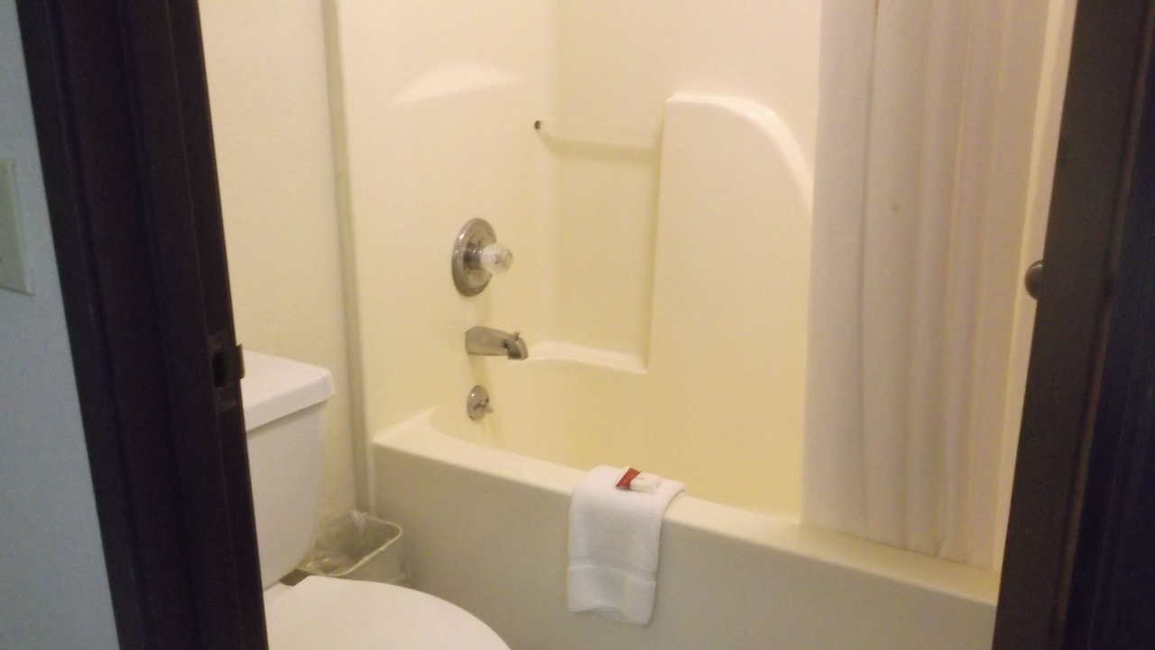 Photo of Bathroom in Metropolis