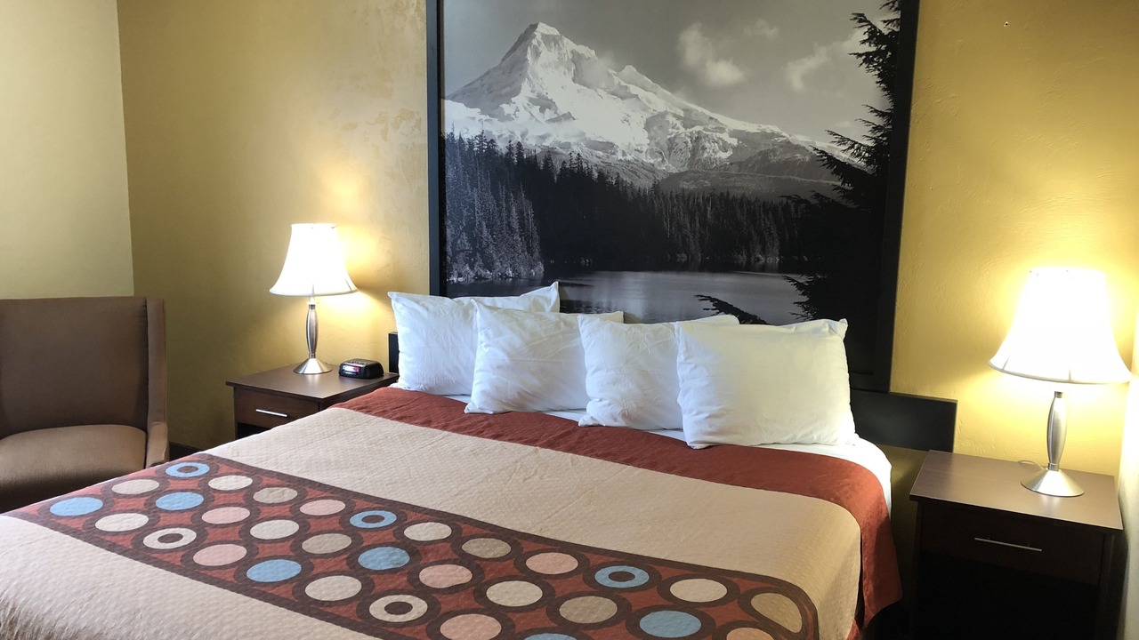 Photo of Bedroom in Tri-Cities