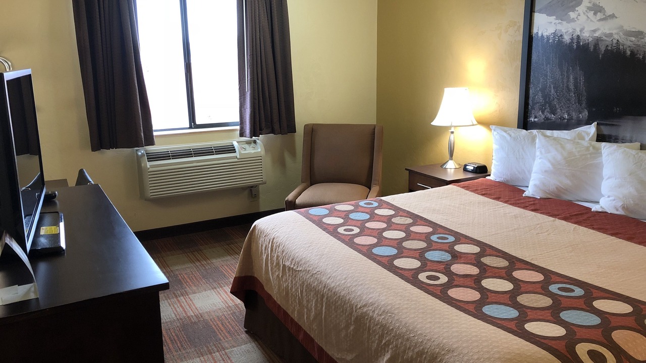 Photo of Bedroom in Tri-Cities