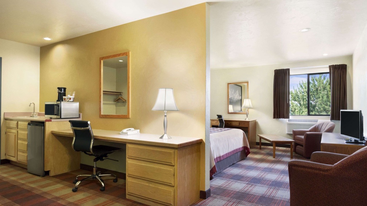 Photo of Others in Tri-Cities