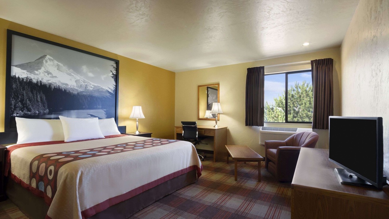 Photo of Bedroom in Tri-Cities