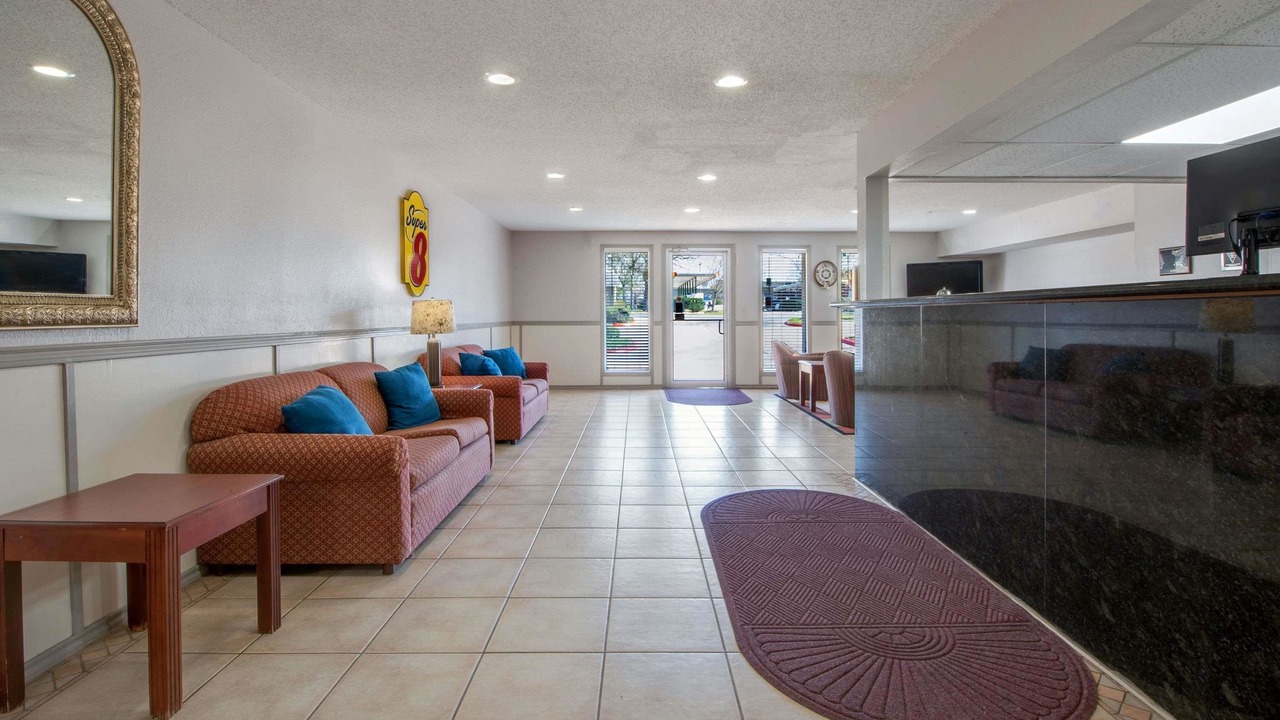 Photo of Livingroom in College Station