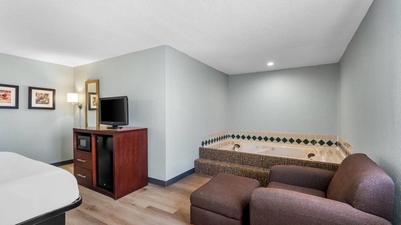 Photo of Bedroom in Waverly