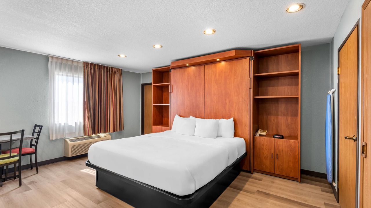 Photo of Bedroom in Waverly