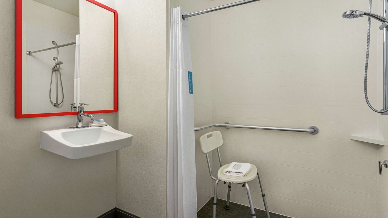 Photo of Bathroom in Blue Springs