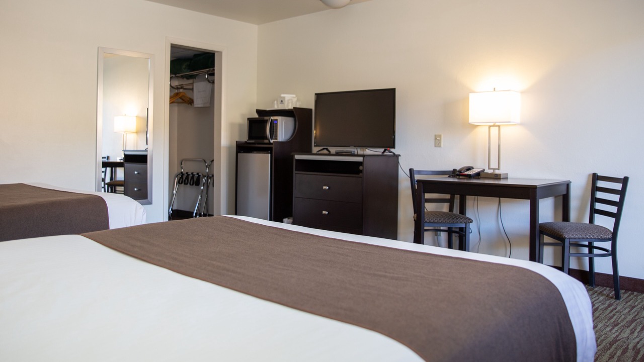 Photo of Bedroom in Manitou Springs Historic District